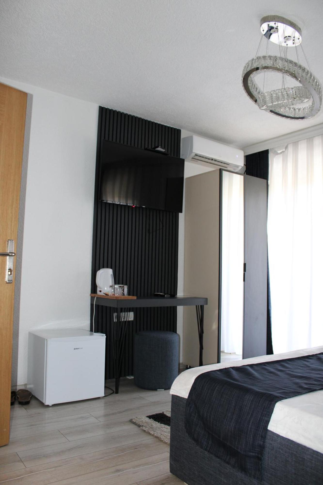 Hotel Cleon Prizren Exterior foto