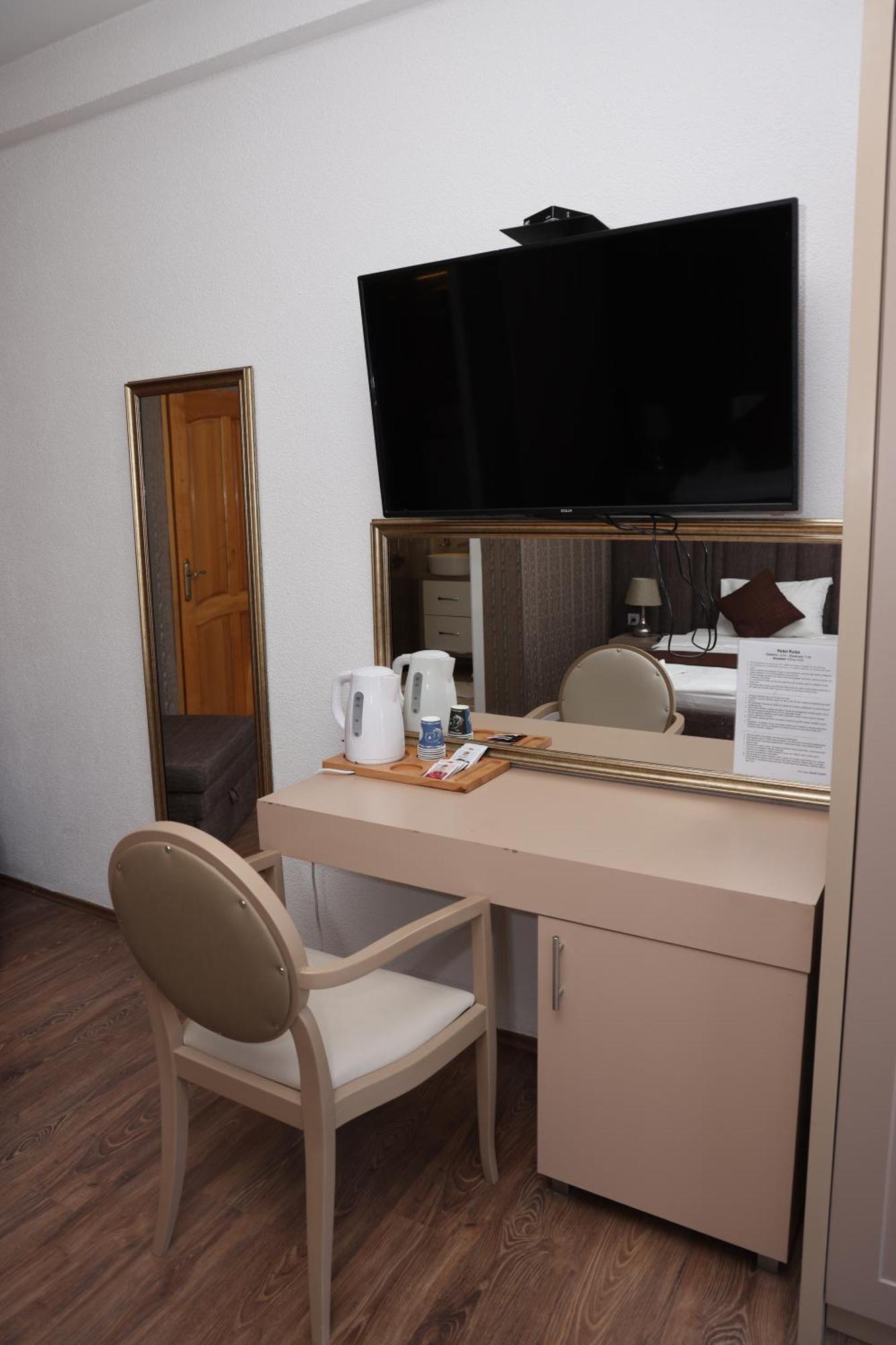 Hotel Cleon Prizren Exterior foto