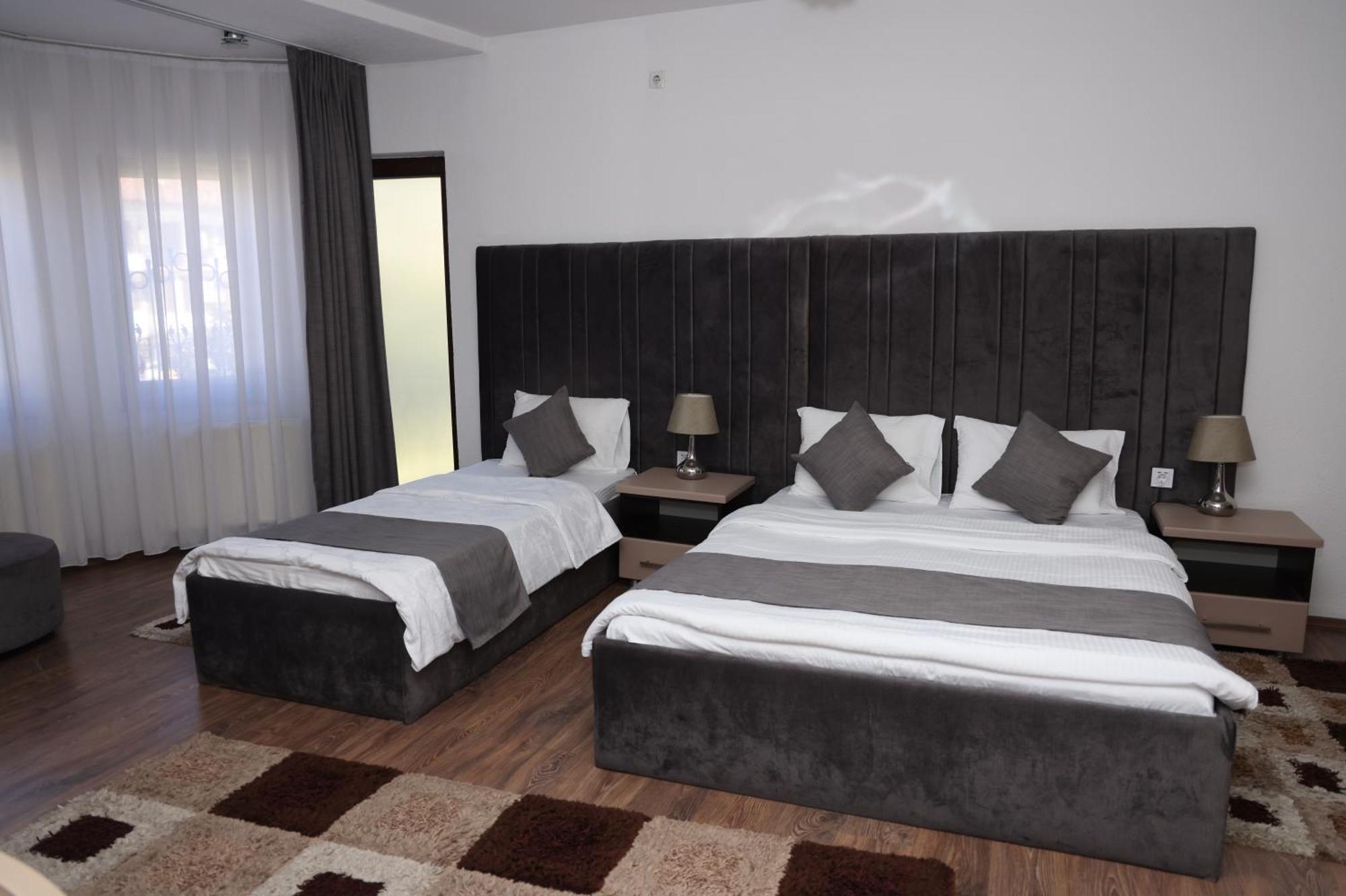 Hotel Cleon Prizren Exterior foto